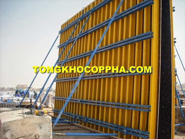 CỐP PHA TẤM LỚN